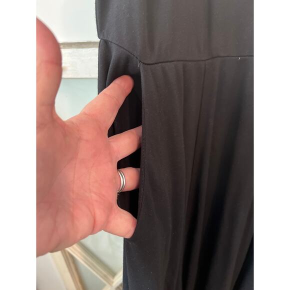 Torrid size 2 2X black stretch knit midi dress - Picture 2 of 4